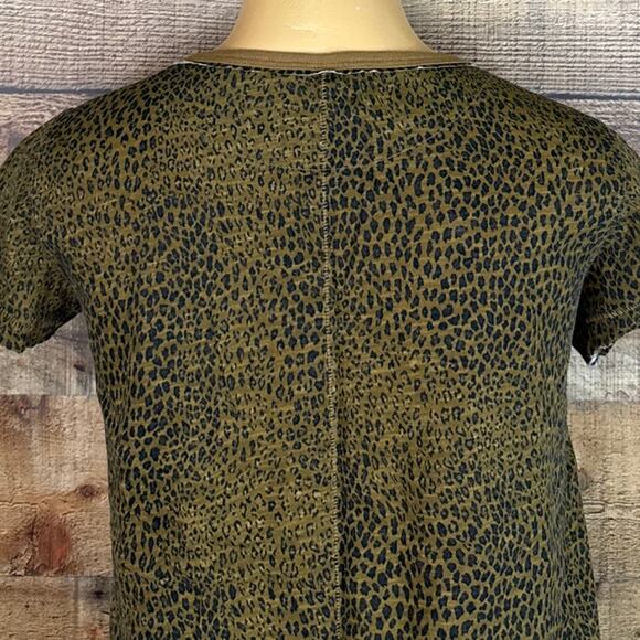 We The Free People Clare Top Leopard Print Short Sleeve Tee Shirt Size Small - Picture 9 of 10
